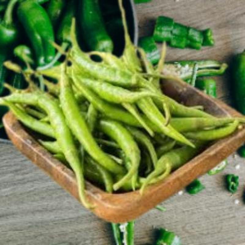 Fresh Green Chili (250 gm) Delivery up to 15km radius from our location to your destination.